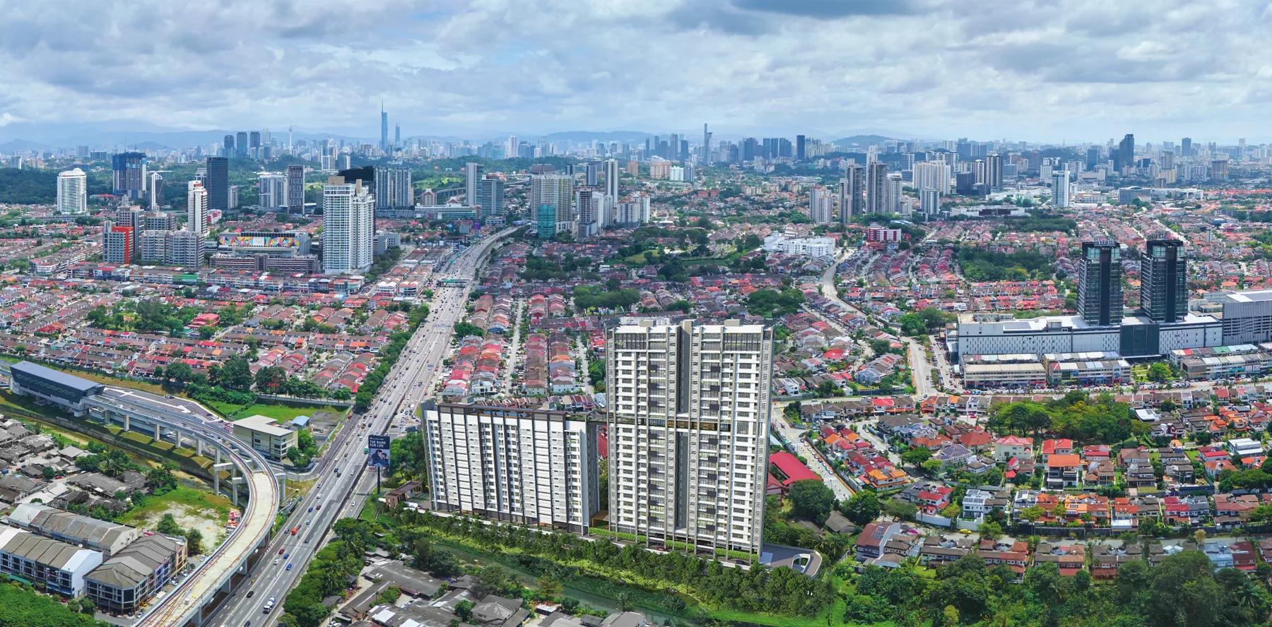 Stellar Damansara among the Damansara Jaya skyline, artist's impression