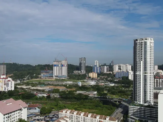 Freehold landed-style condo, Taman Desa, Taman Desa